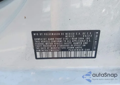 2023 Volkswagen Jetta 1.5T Se z USA, uszkodzony, nr VIN 3VW7M7BU7PM039541